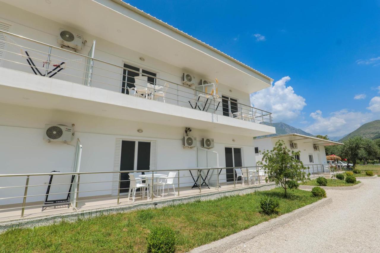 Villa Noel Борш Екстериор снимка